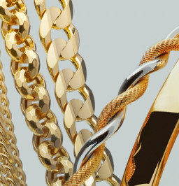closeup gold chains