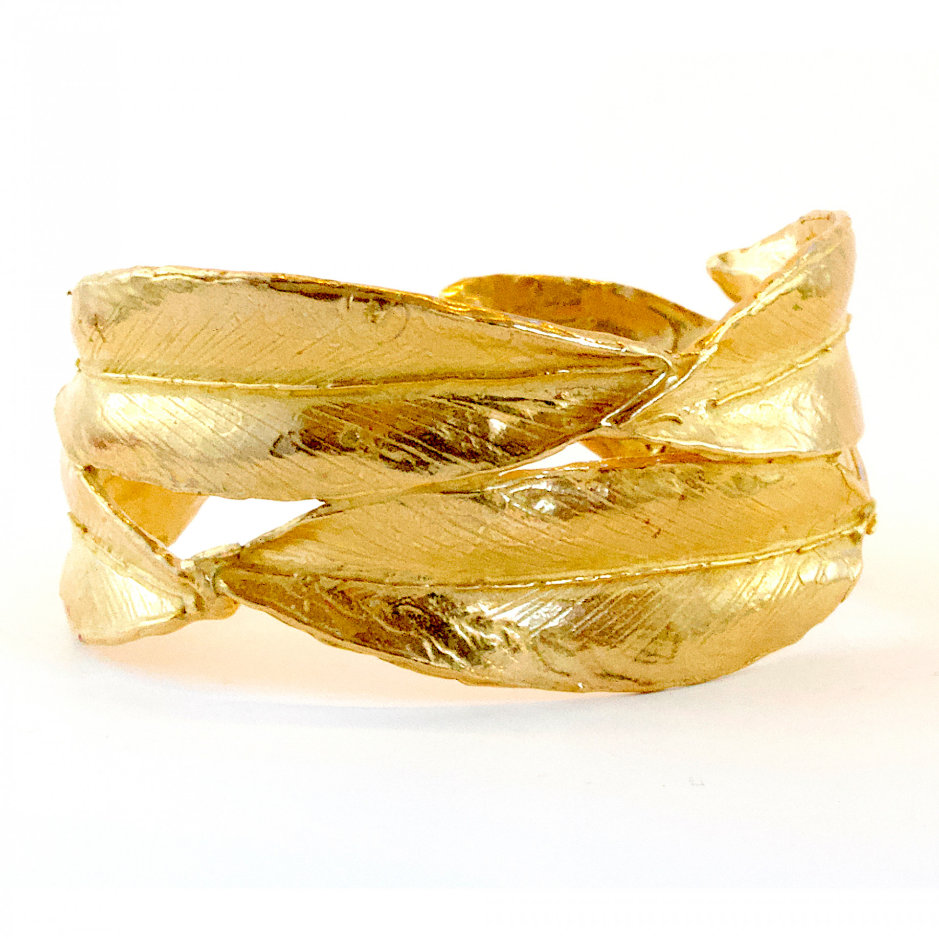 gold rings with leaves